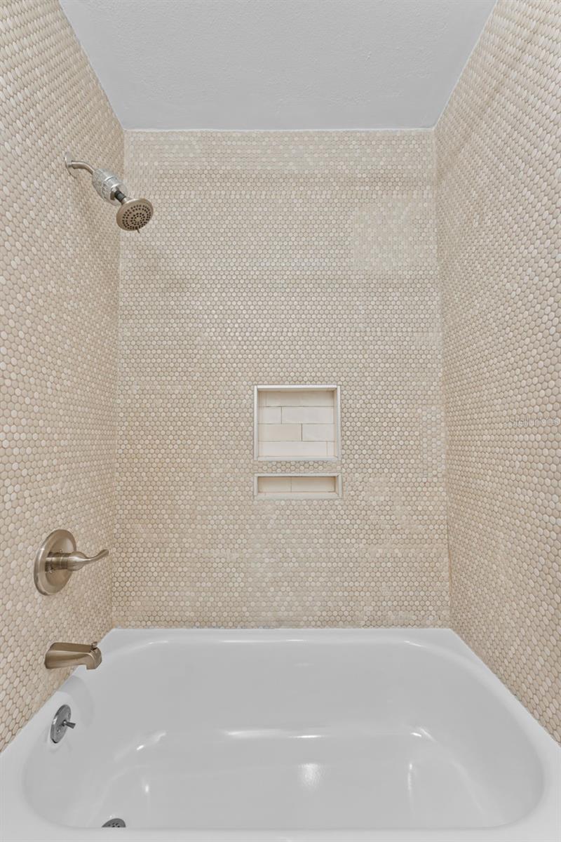 HABANA PLACE A CONDO - Residential