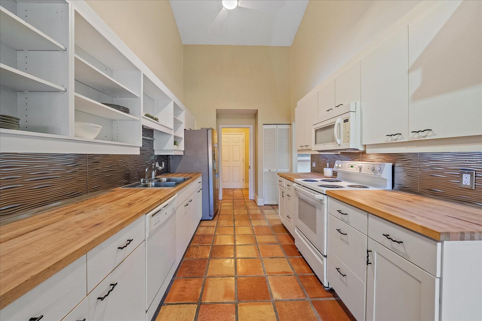 PARK PLACE VILLAS - Residential