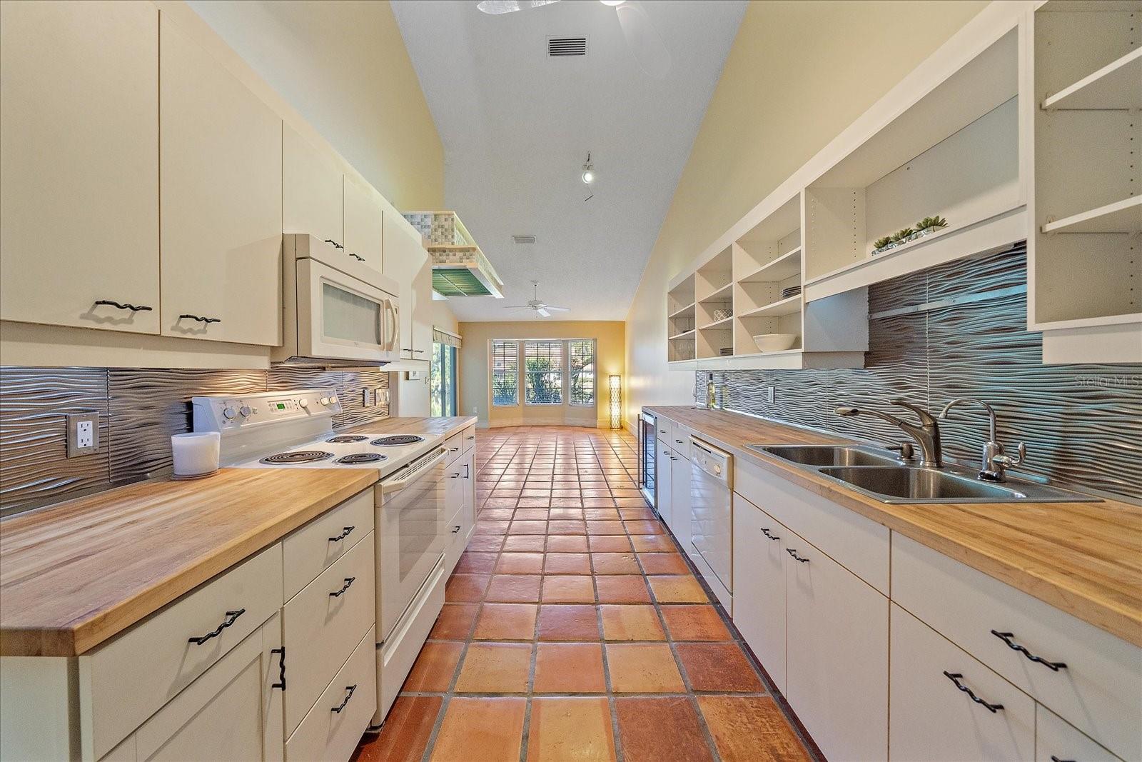 PARK PLACE VILLAS - Residential