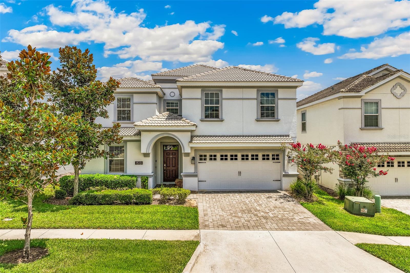 1513 FLANGE DRIVE