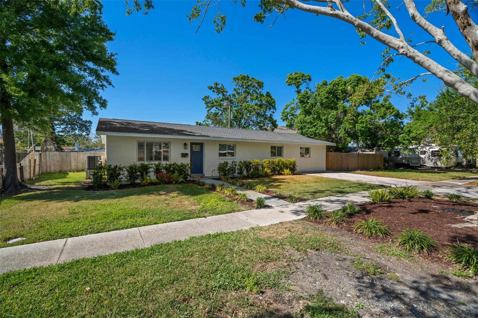 347 PATICA ROAD NE