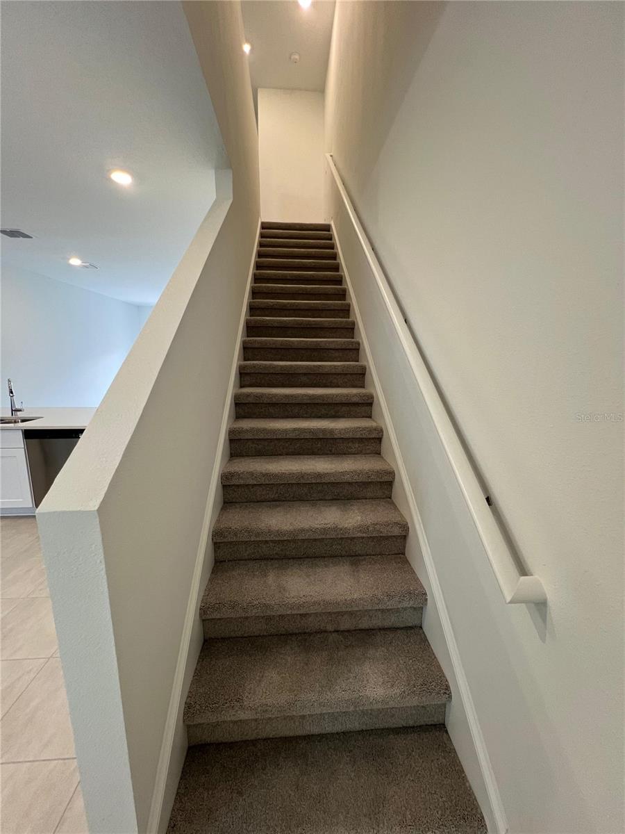 WESTVIEW PH 3 POD - Residential Lease