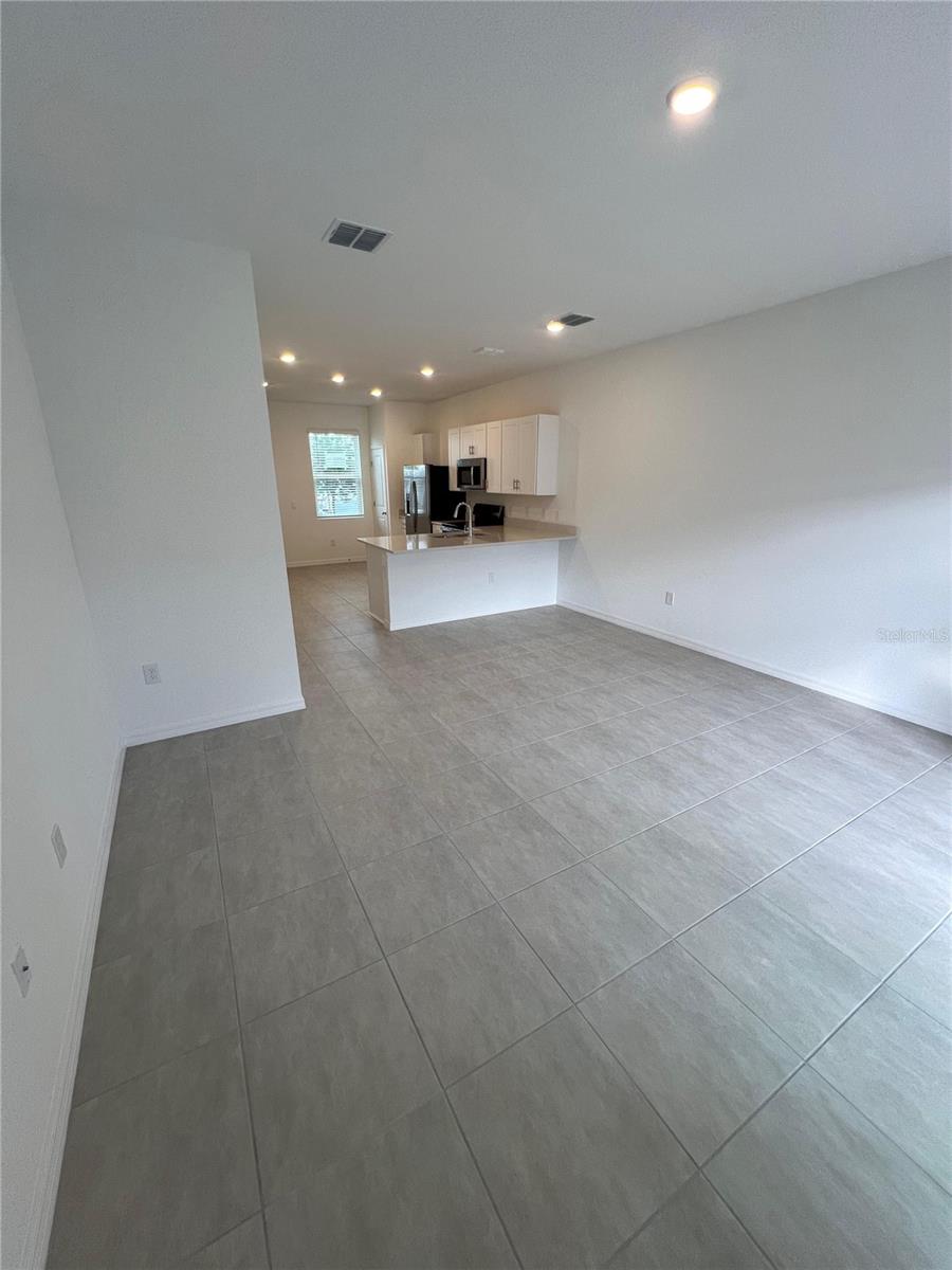 WESTVIEW PH 3 POD - Residential Lease