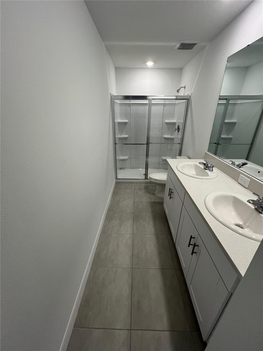 WESTVIEW PH 3 POD - Residential Lease