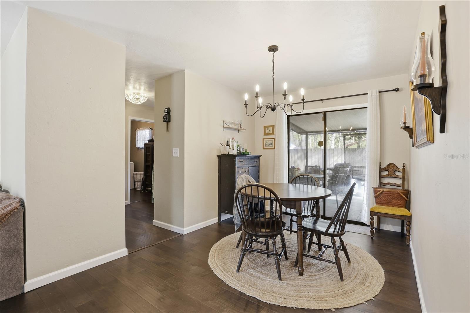 SPRINGTREE III - Residential