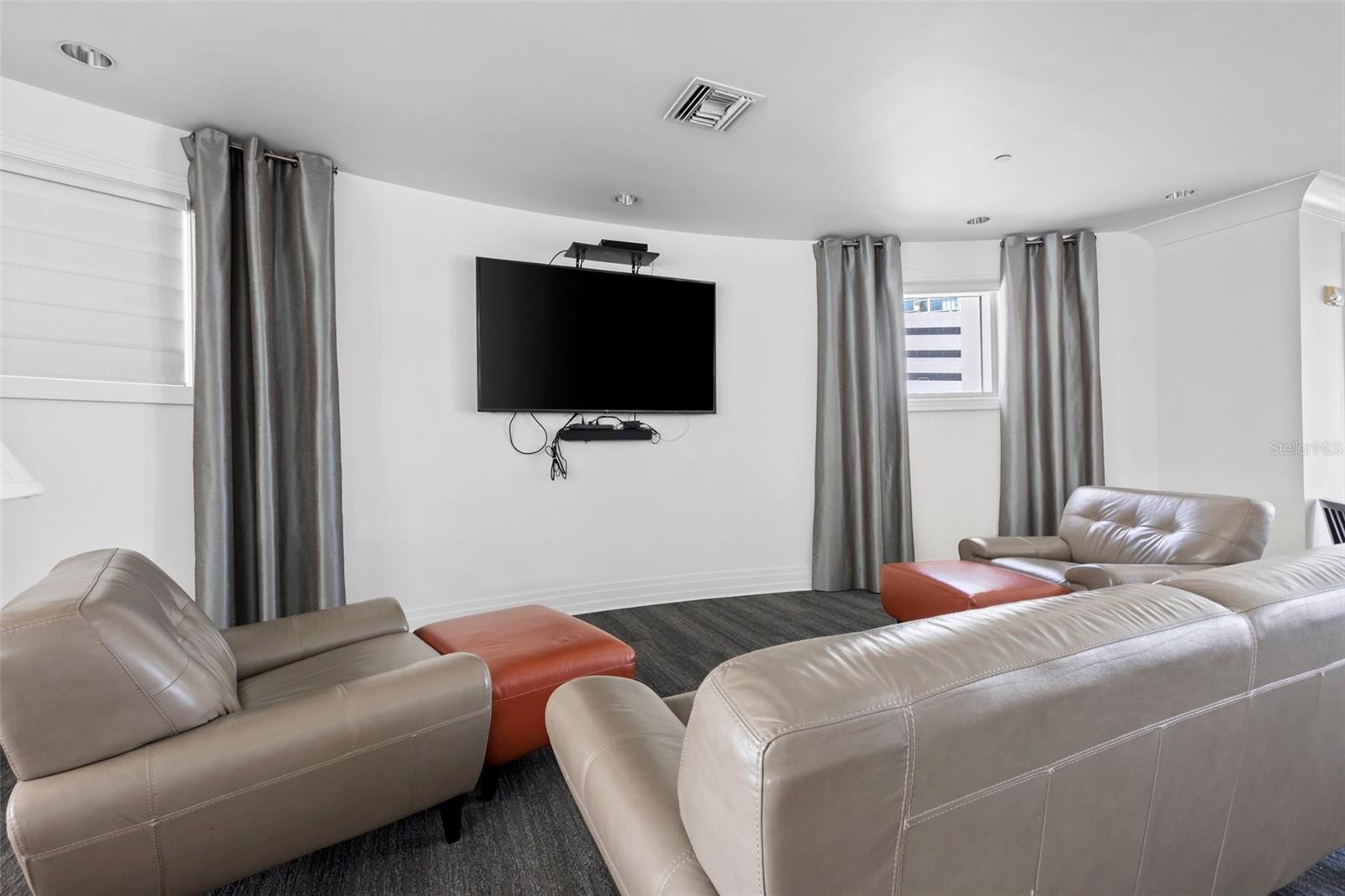 TOWERS OF CHANNELSIDE - Residential