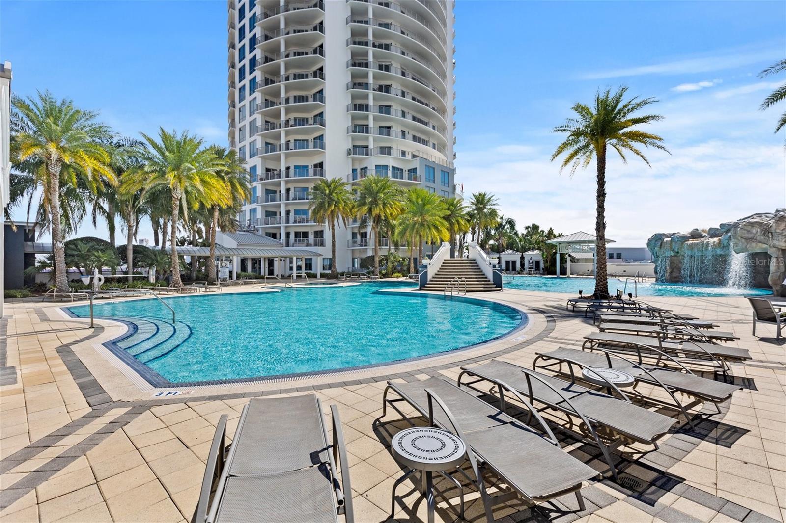 TOWERS OF CHANNELSIDE - Residential