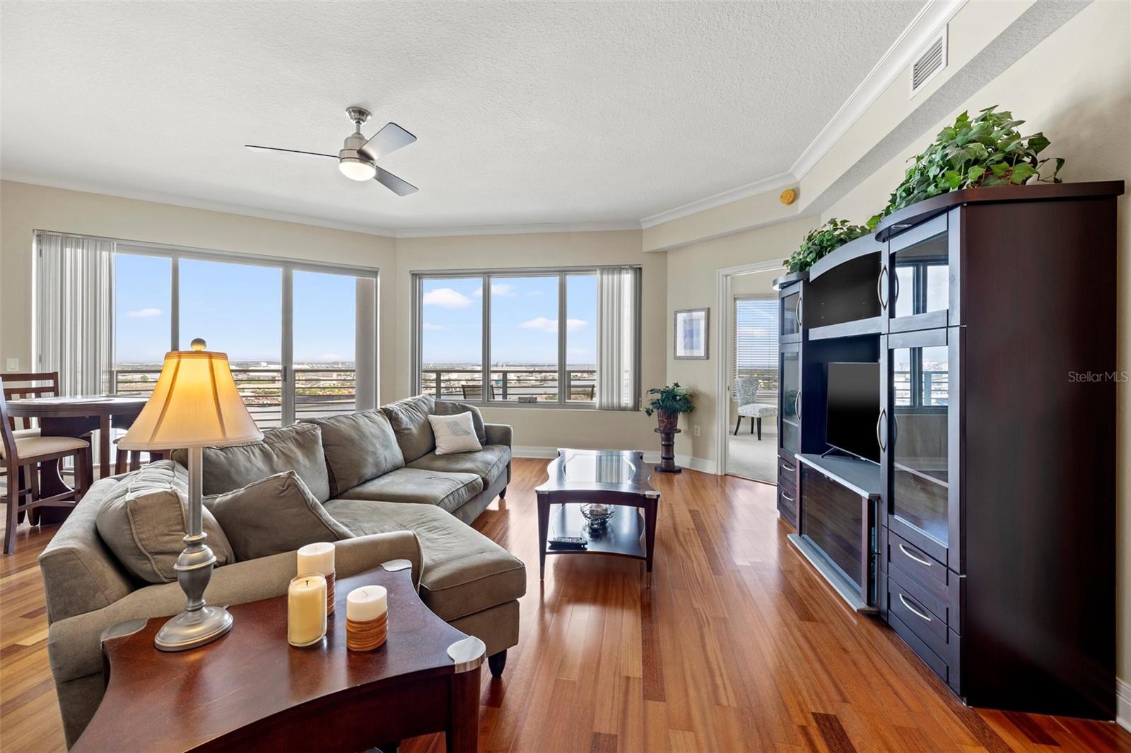 TOWERS OF CHANNELSIDE - Residential