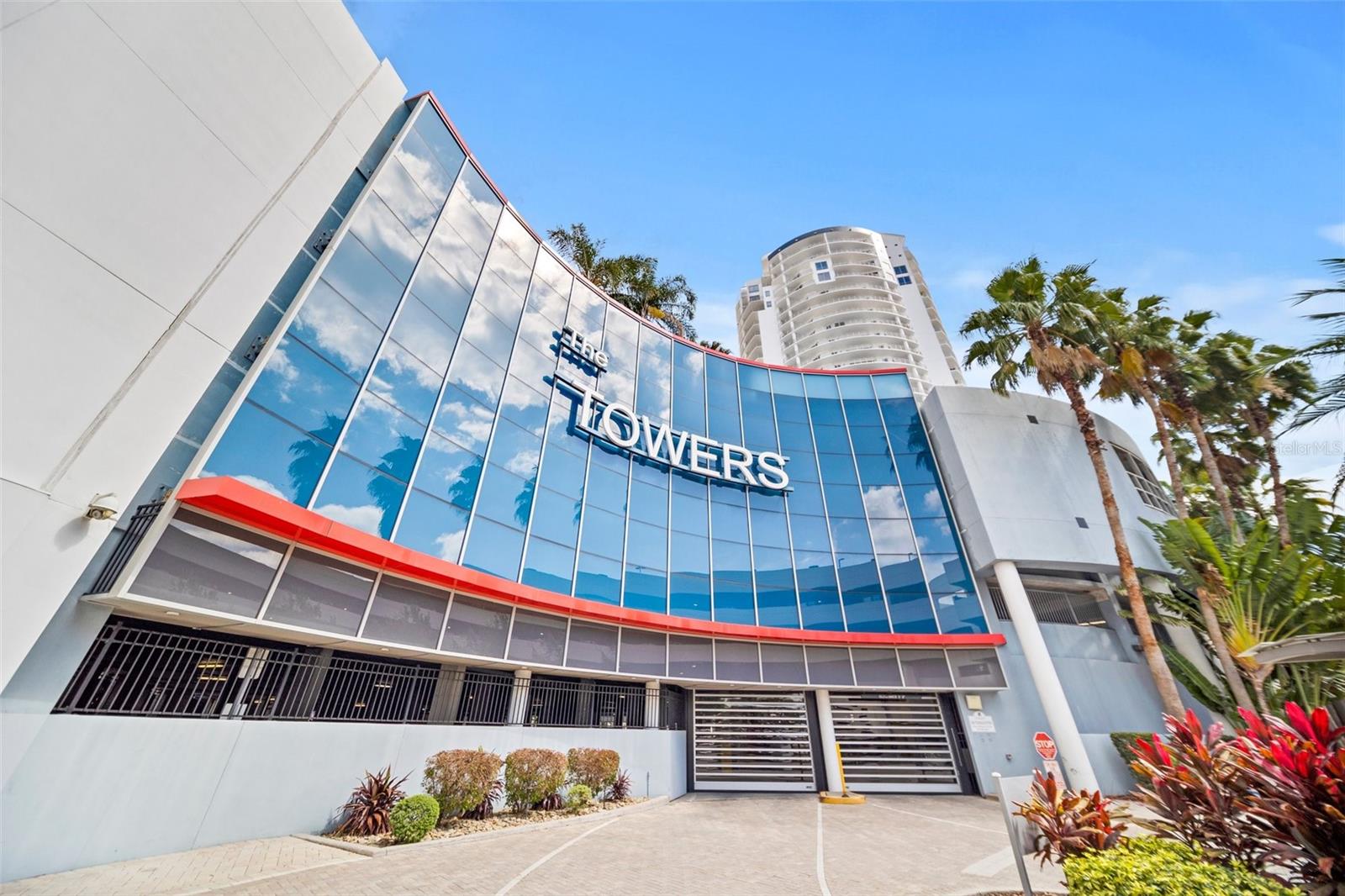 TOWERS OF CHANNELSIDE - Residential