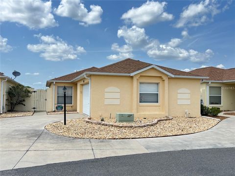 Photo of 2913 Panchos Way, The Villages, FL 32162 (MLS # OM727525)