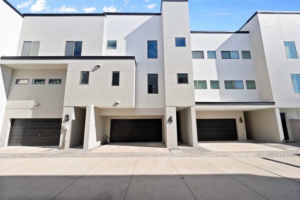 Photo of 1910 W North A Street #4, Tampa, FL 33606 (MLS # TB8468993)