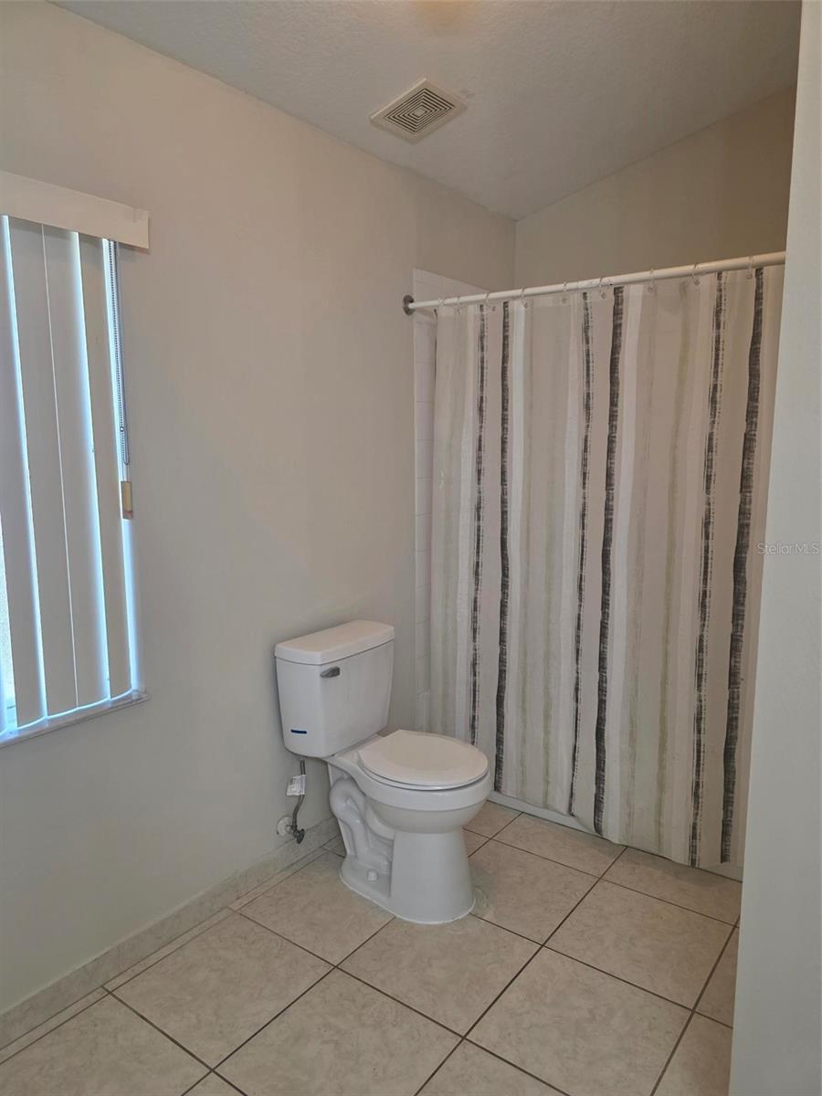 WELLINGTON PH 02 - Residential Lease