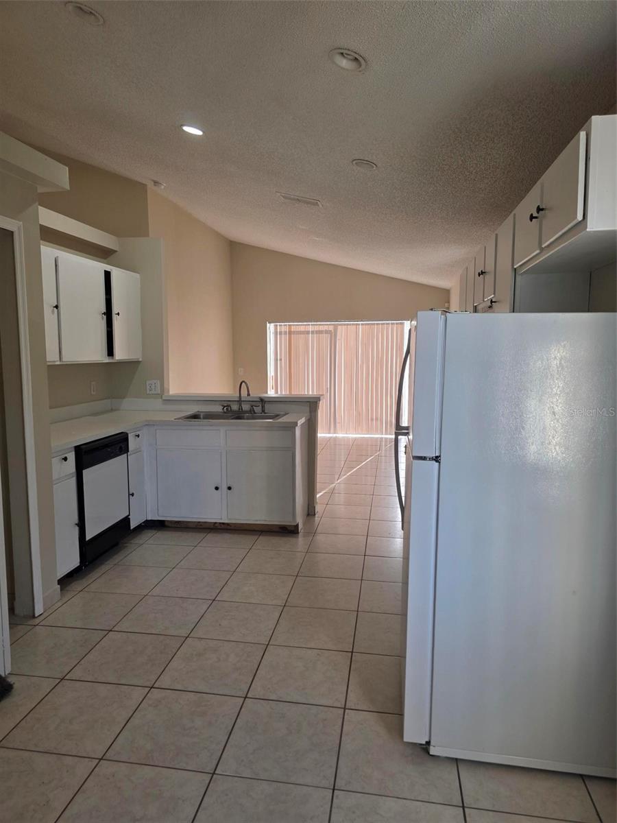 WELLINGTON PH 02 - Residential Lease