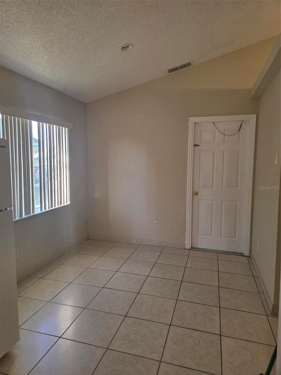 WELLINGTON PH 02 - Residential Lease