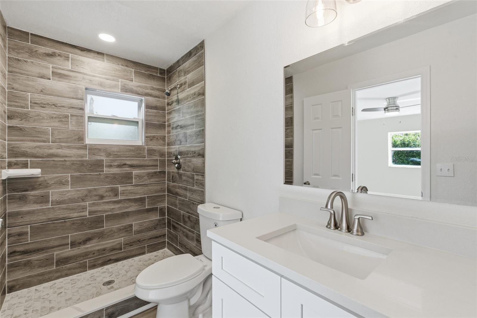 AQUI ESTATE UNIT 01 - Residential