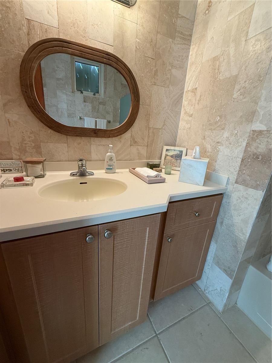 CONDOMINIO EL ZAFIRO - Residential