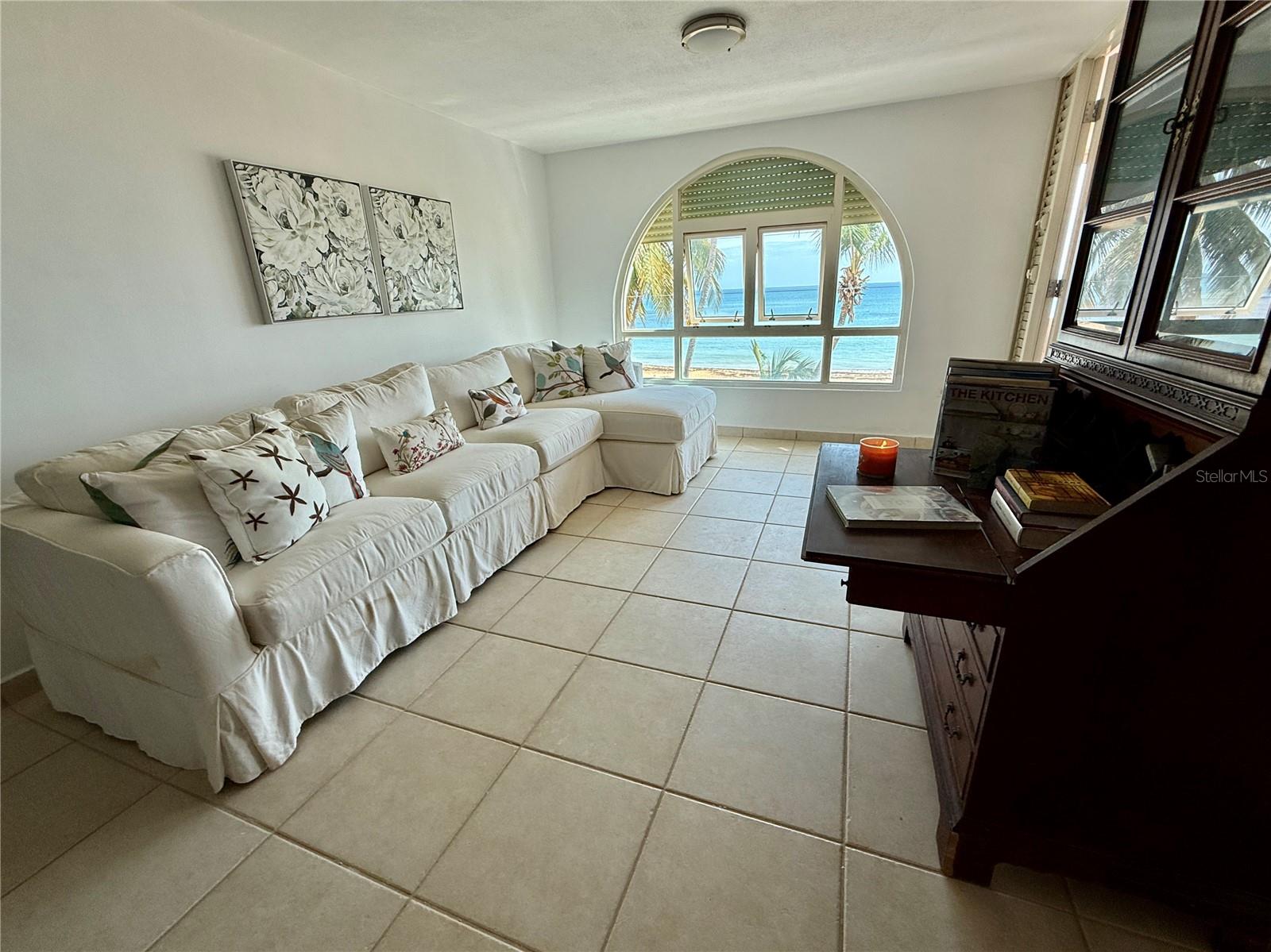 CONDOMINIO EL ZAFIRO - Residential