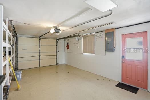 LEISURE BEACH - Residential