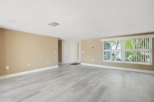 LEISURE BEACH - Residential