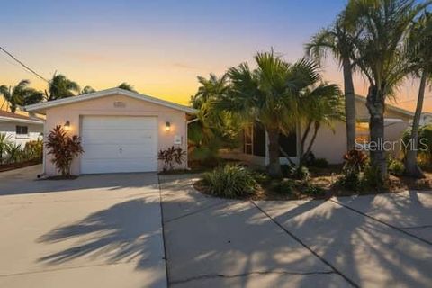 Photo of 12612 4th Isle, Hudson, FL 34667 (MLS # W7880391)