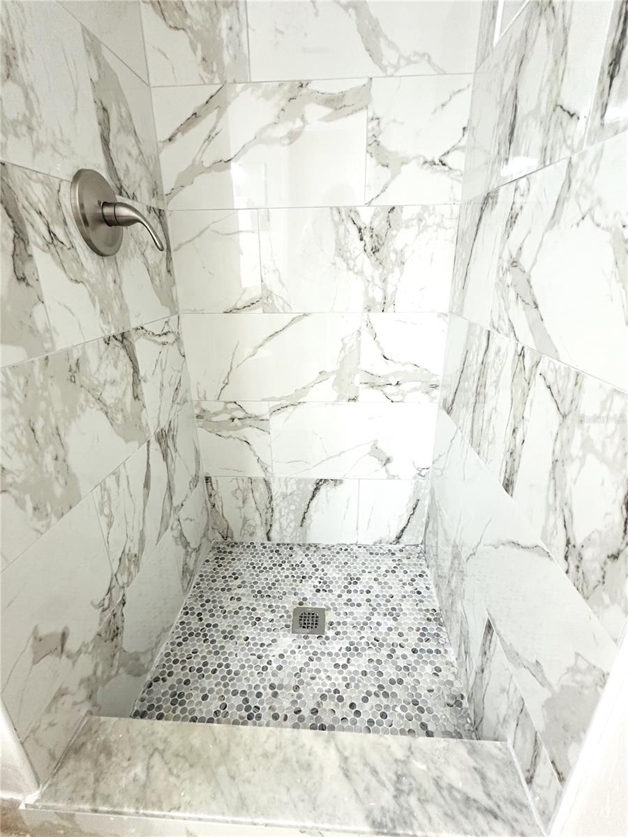 GINGER CREEK - Residential