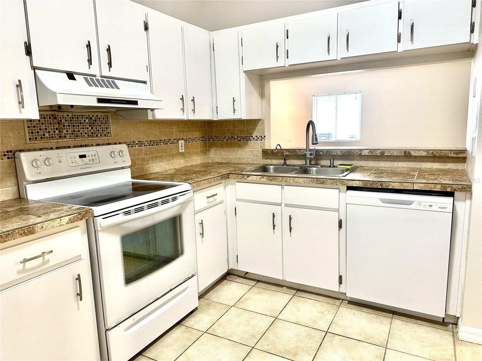 GINGER CREEK - Residential