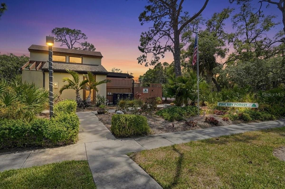 PINE BAY FOREST - Residential
