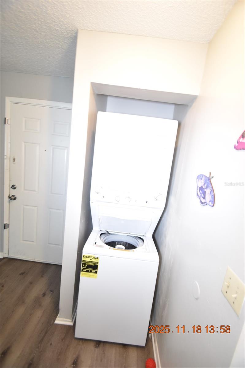 THE HAMPTONS AT BRANDON A CONDO - Residential