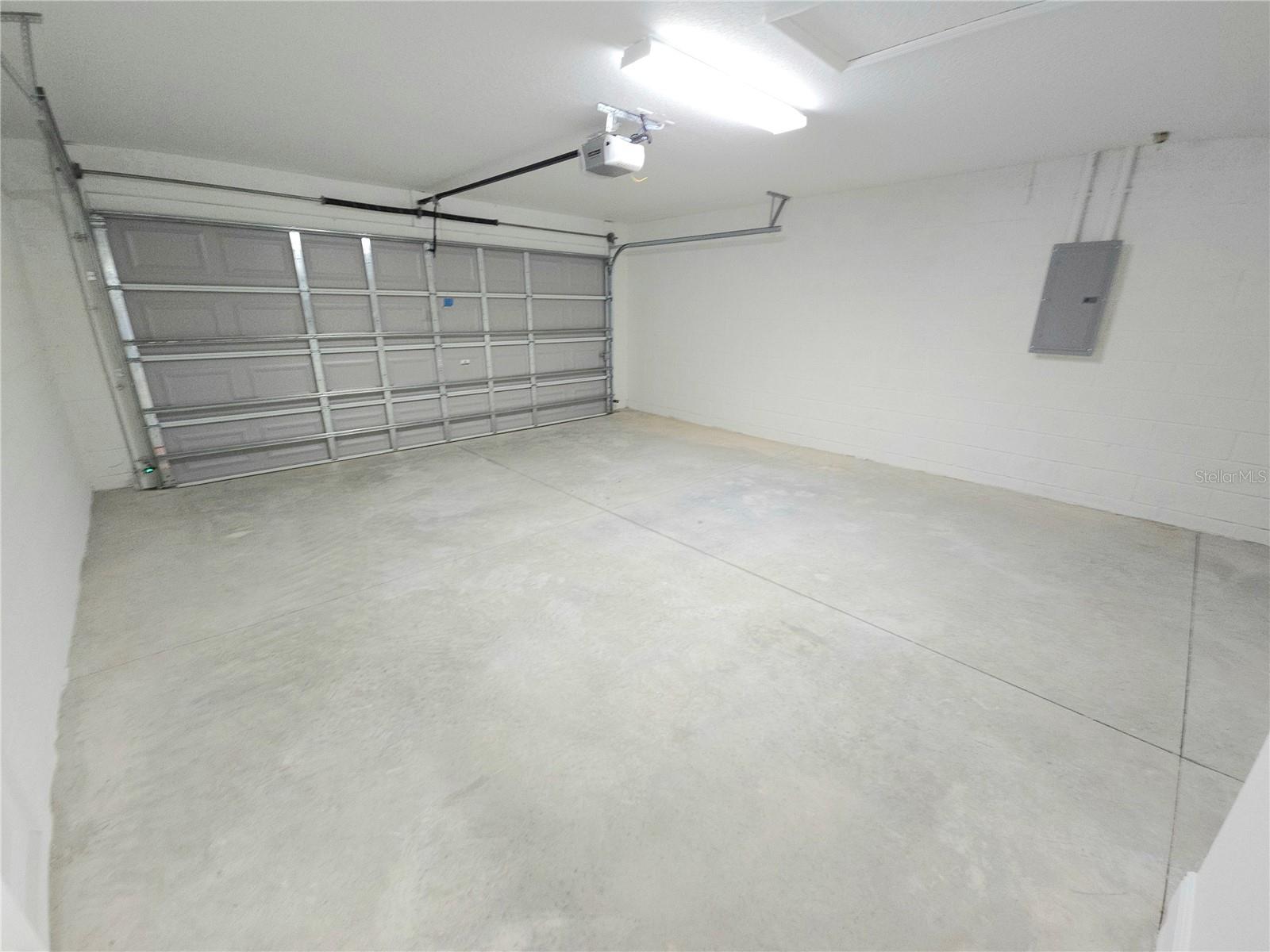 MARION OAKS UN SEVEN - Residential Lease