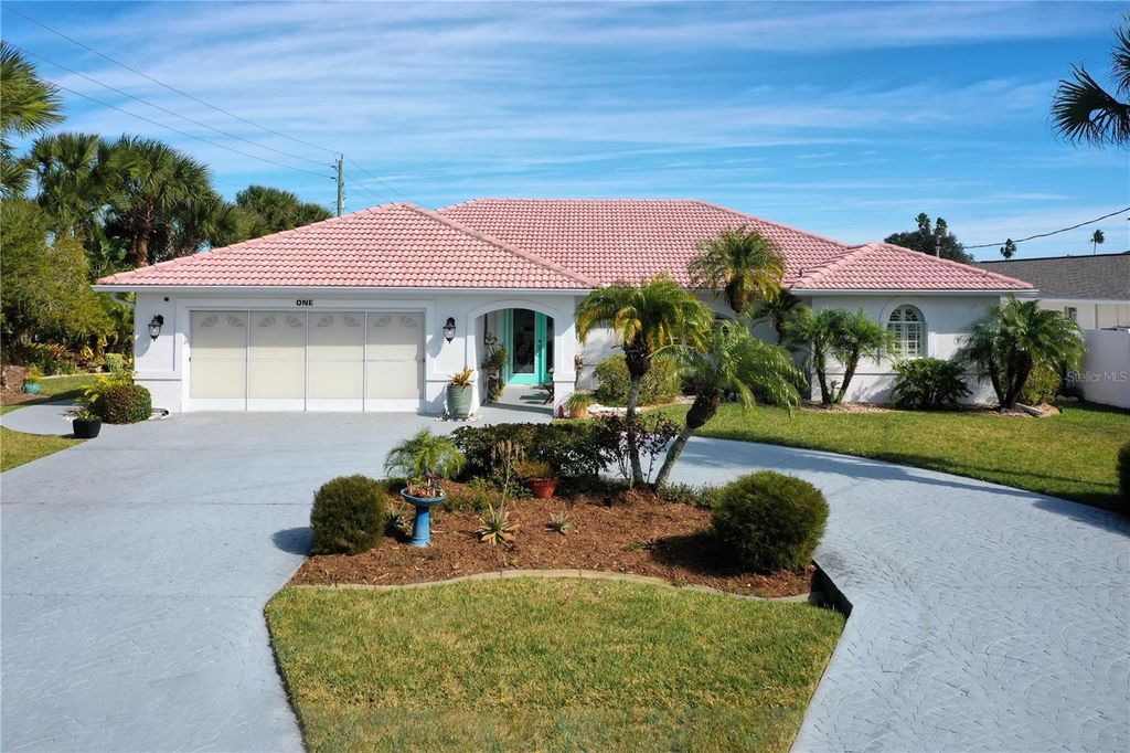 Photo of 1 Clearview Court S, Palm Coast, FL 32137 (MLS # FC315493)