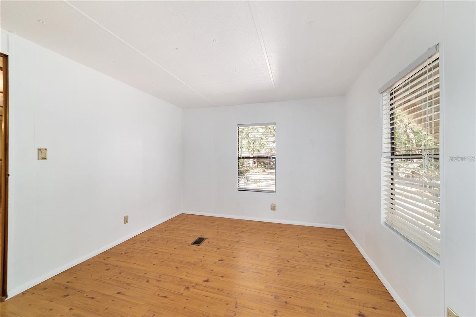 BLANTON P OWEN SUB UNR - Residential