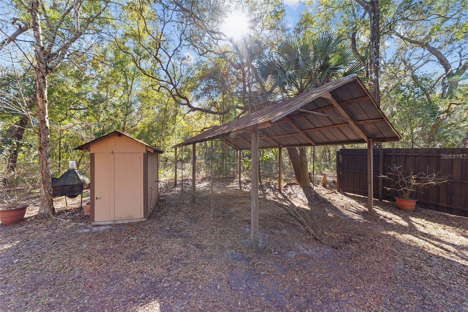 BLANTON P OWEN SUB UNR - Residential