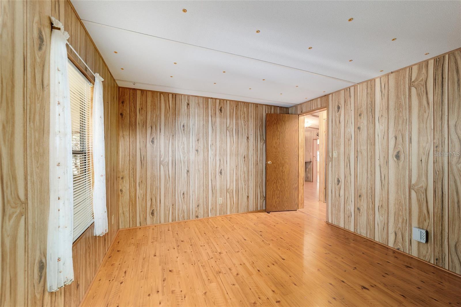 BLANTON P OWEN SUB UNR - Residential