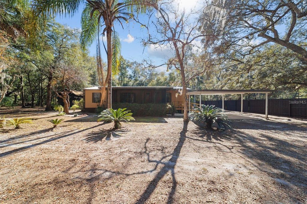 Photo of 13168 NE 19th Lane, Silver Springs, FL 34488 (MLS # OM715208)