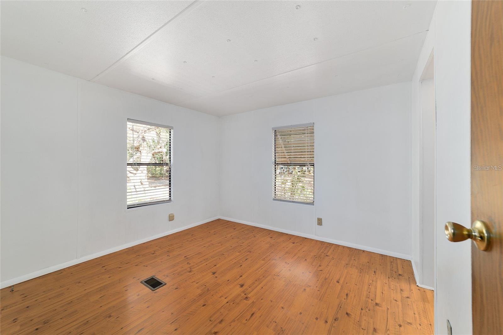 BLANTON P OWEN SUB UNR - Residential