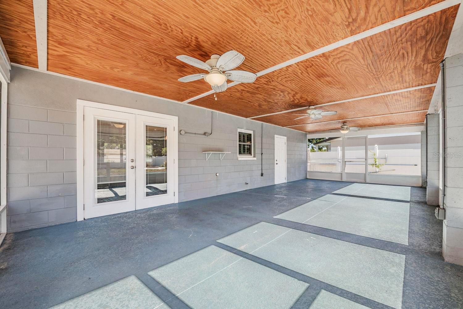 MEADOWLAWN CARDINAL ESTATE - Residential