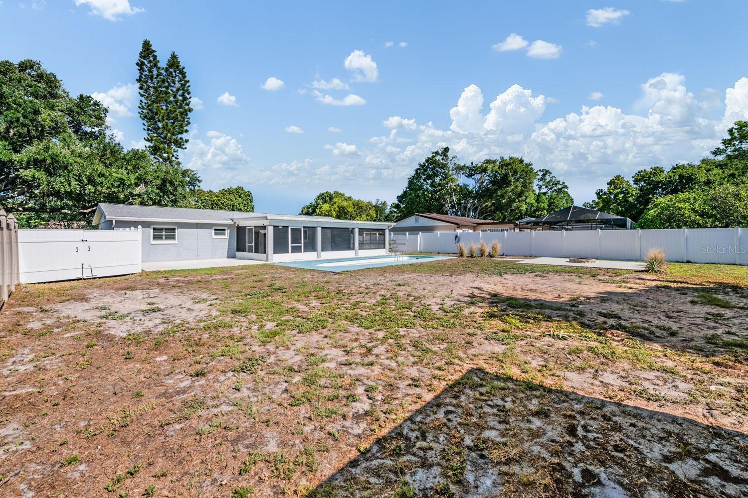 MEADOWLAWN CARDINAL ESTATE - Residential