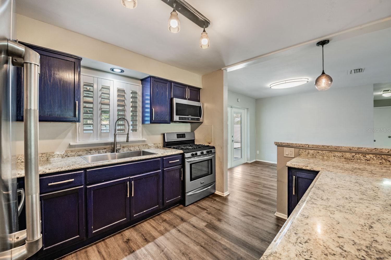 MEADOWLAWN CARDINAL ESTATE - Residential