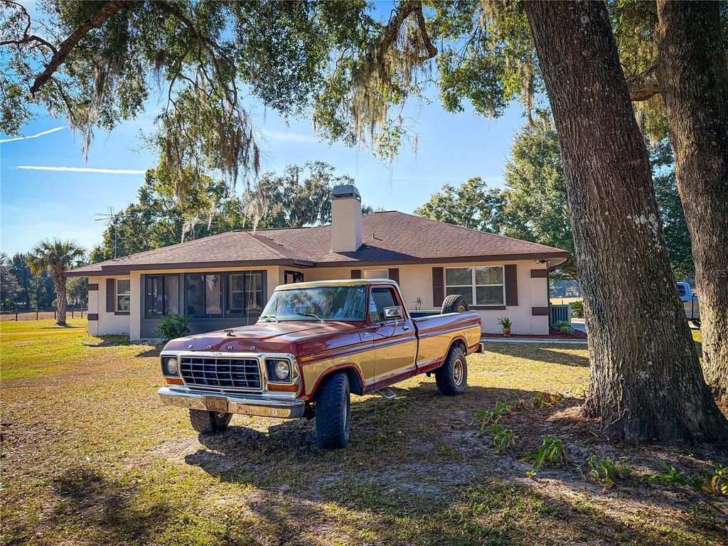 Photo of 1199 Cr 542g, Bushnell, FL 33513 (MLS # O6367413)