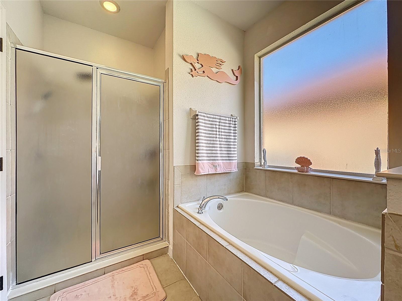 WATERSONG PH 01 - Residential