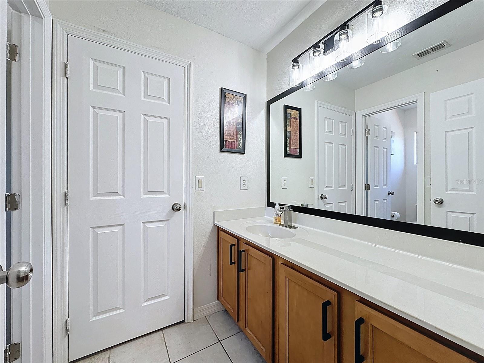 WATERSONG PH 01 - Residential