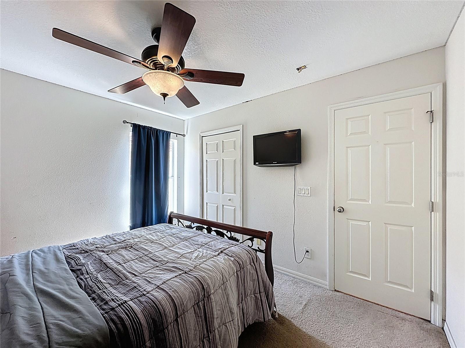 WATERSONG PH 01 - Residential