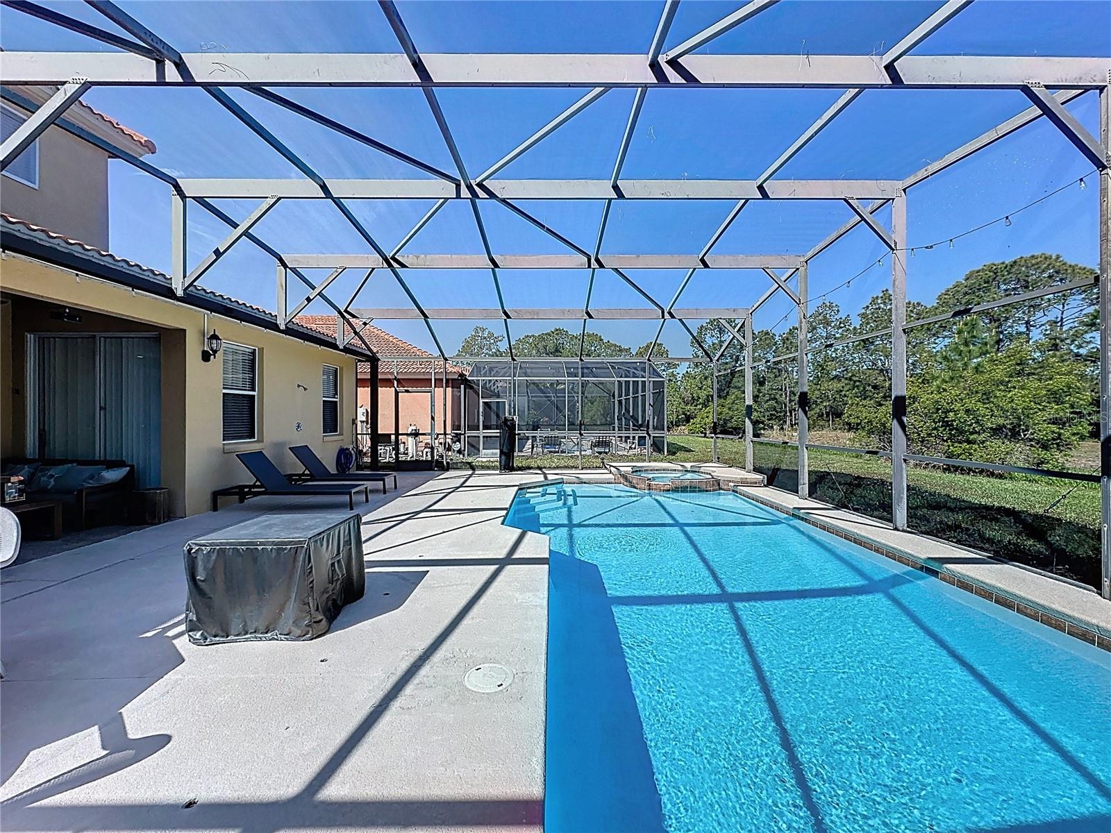 WATERSONG PH 01 - Residential