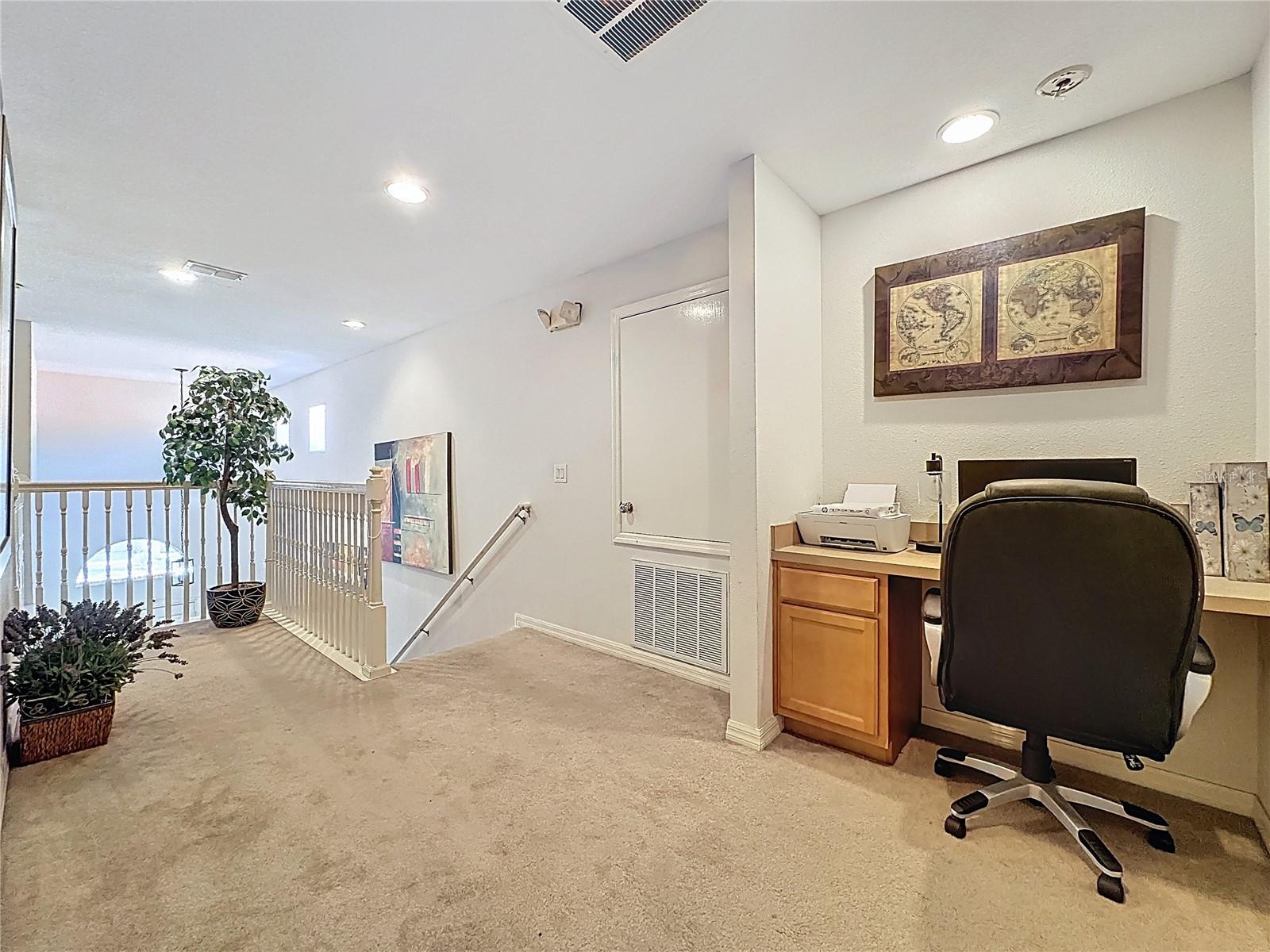 WATERSONG PH 01 - Residential