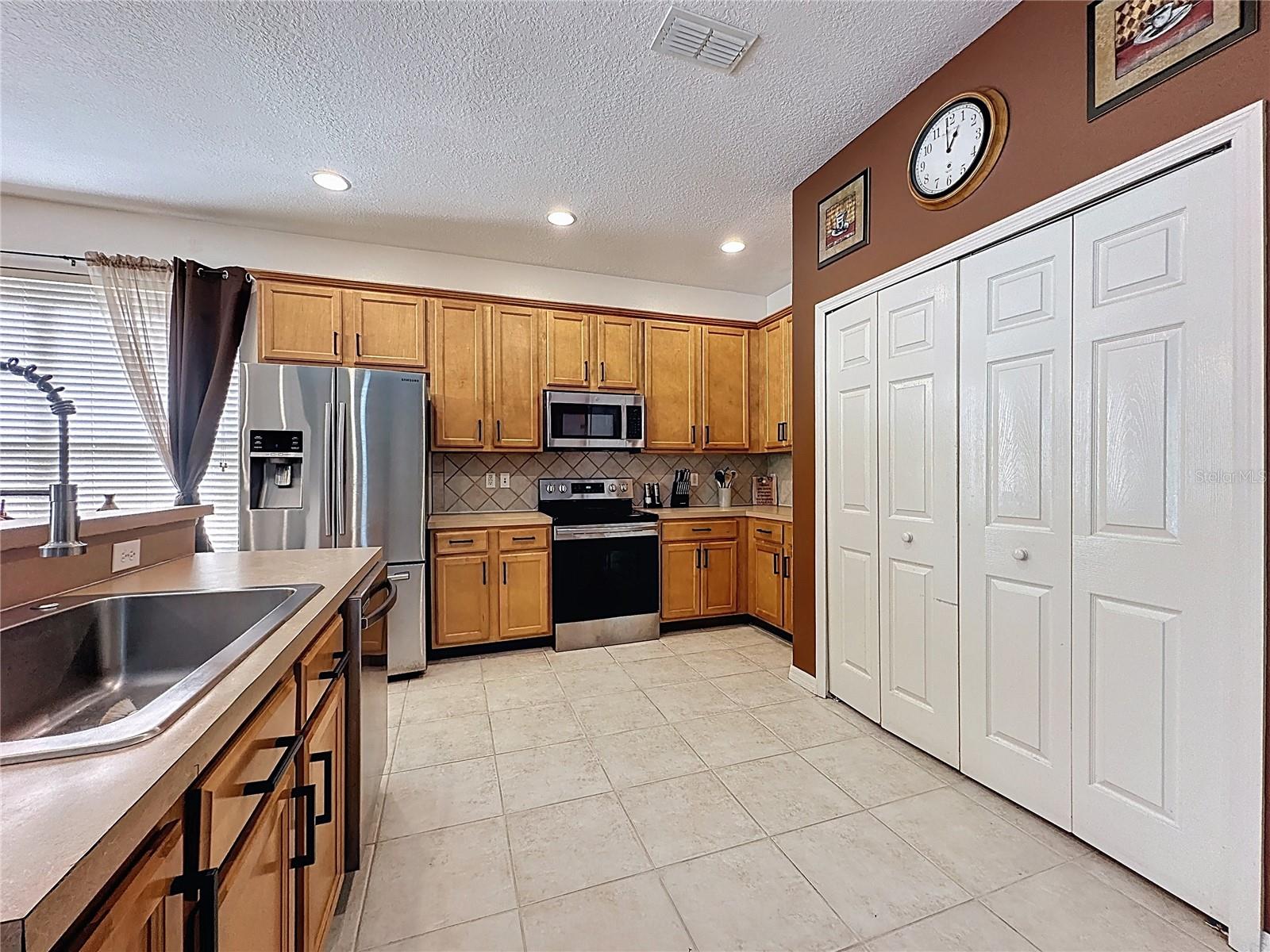 WATERSONG PH 01 - Residential