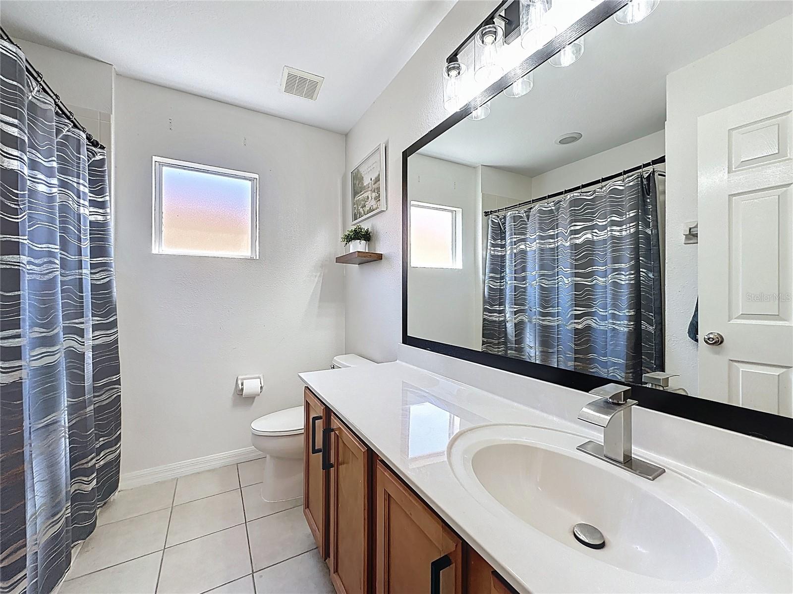 WATERSONG PH 01 - Residential