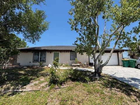 Photo of 3538 Pinetree Street, Port Charlotte, FL 33952 (MLS # C7508848) Photo of 3538 Pinetree Street, Port Charlotte, FL 33952 (MLS # C7508848)