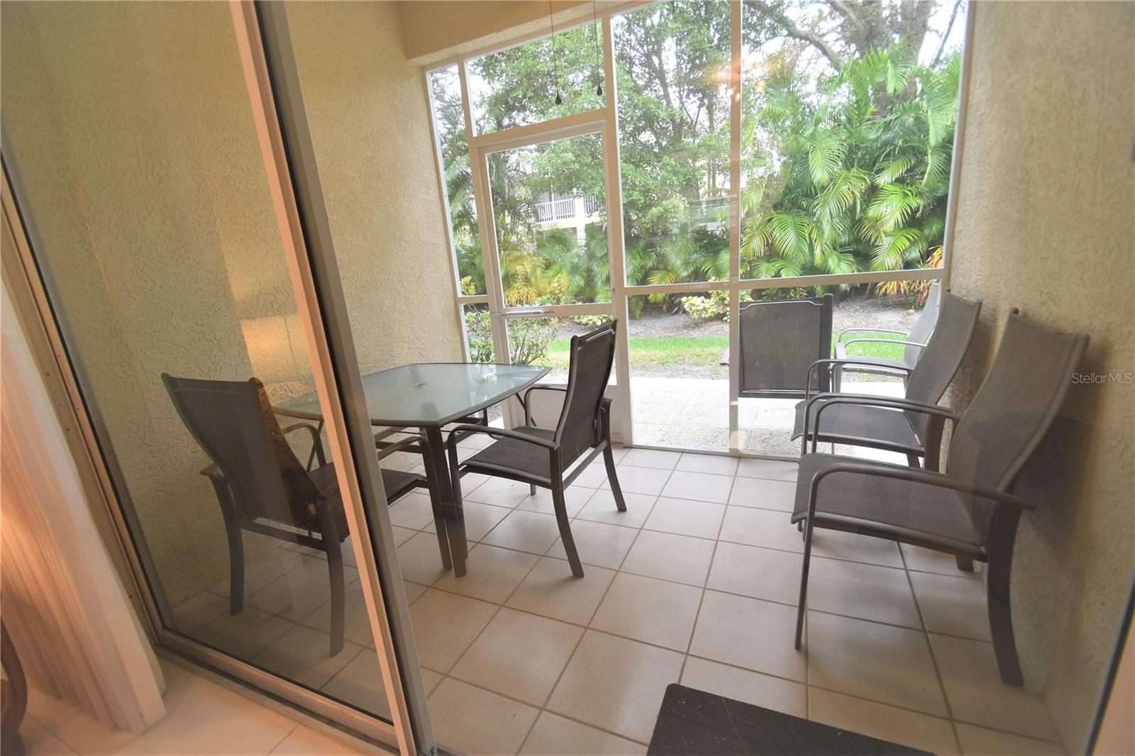 PINESTONE AT PALMER RANCH - Residential Lease