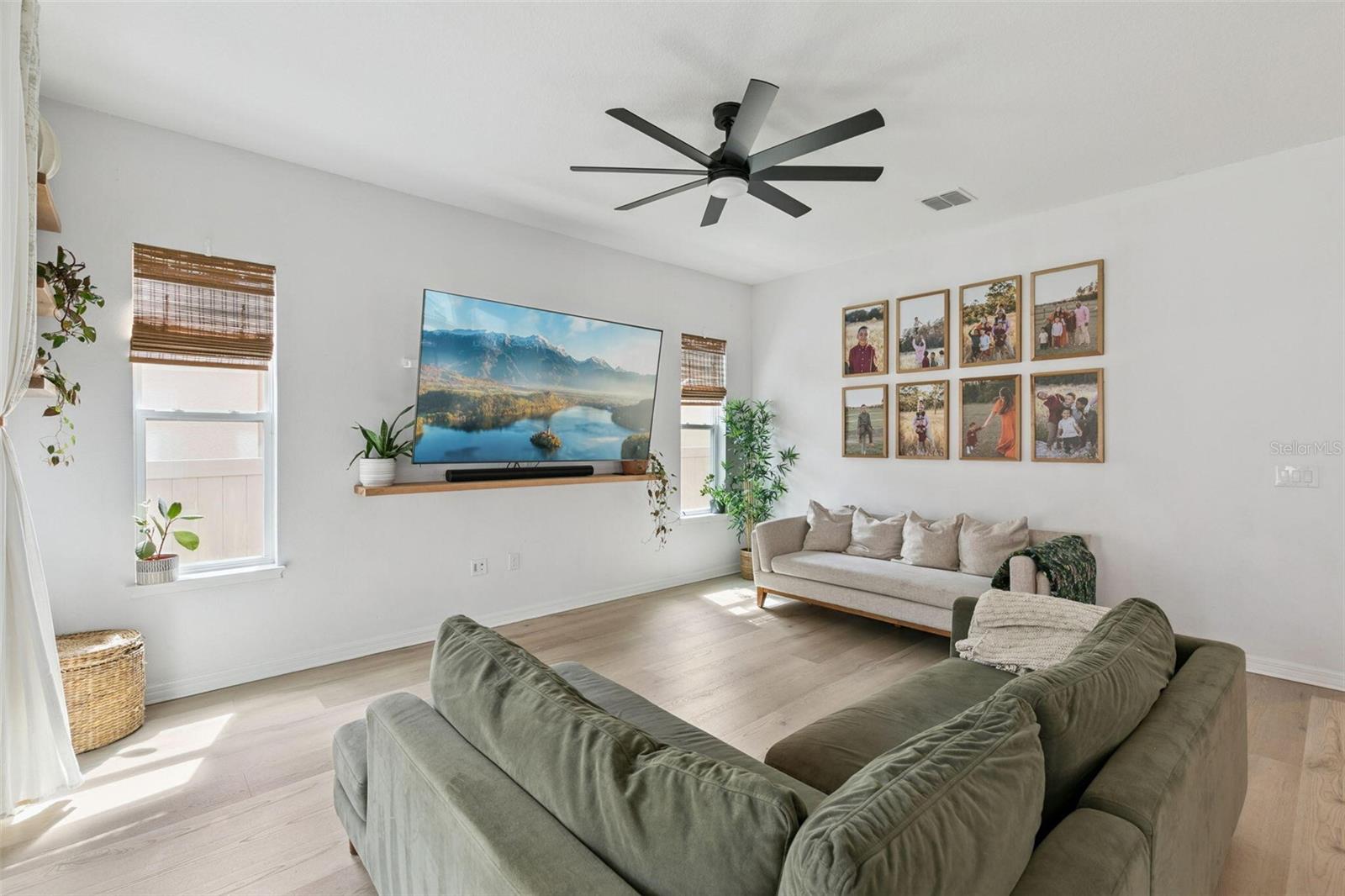 WATERSIDE/JOHNS LAKE PH 2A - Residential