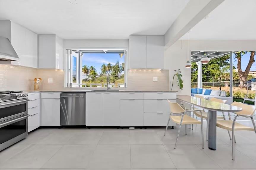 BREÑAS ESTATES, BEACHFRONT ENCLAVE - Residential